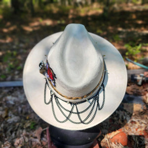 Rockstar Heart Black Layered Chain White Vegan Suede Hat XL