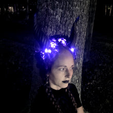 Krampus Demon Horn Headband – LED Light-Up Devil Costume Headdress with Red or Black Roses