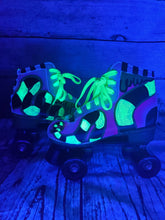 Sandworm Roller Skates